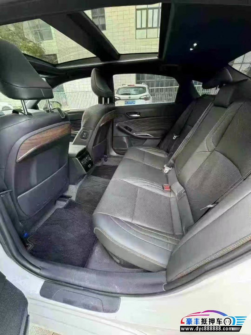 24年丰田亚洲龙轿车抵押车出售