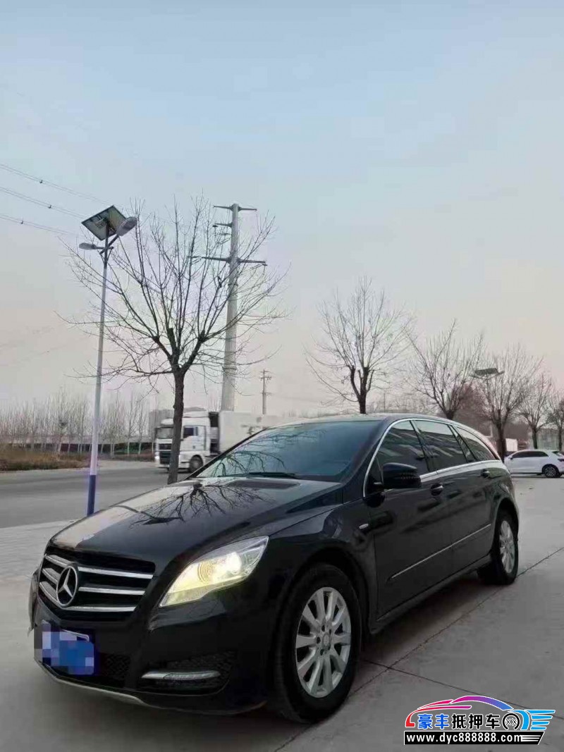 17年奔驰R轿车抵押车出售