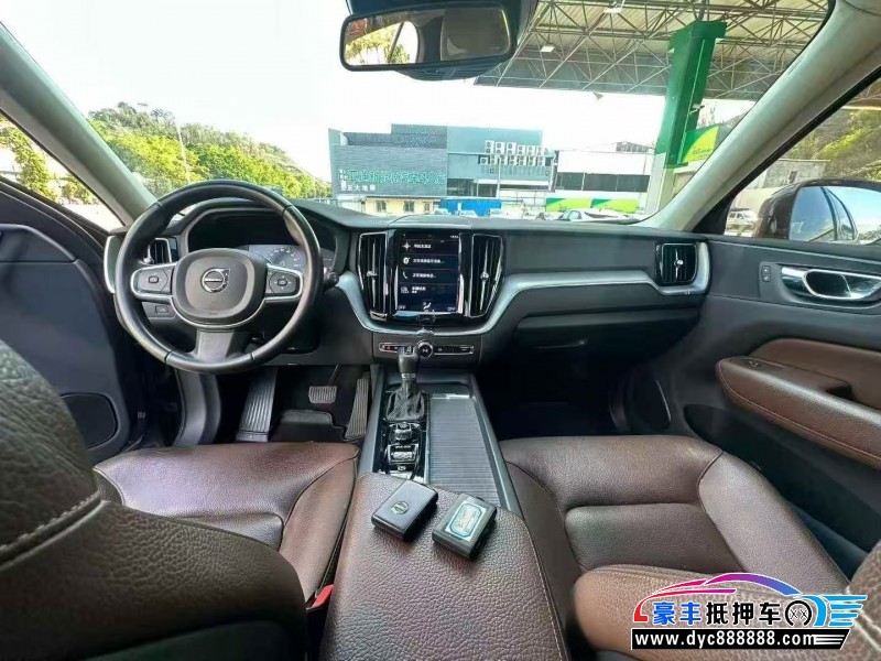20年沃尔沃XC60轿车抵押车出售