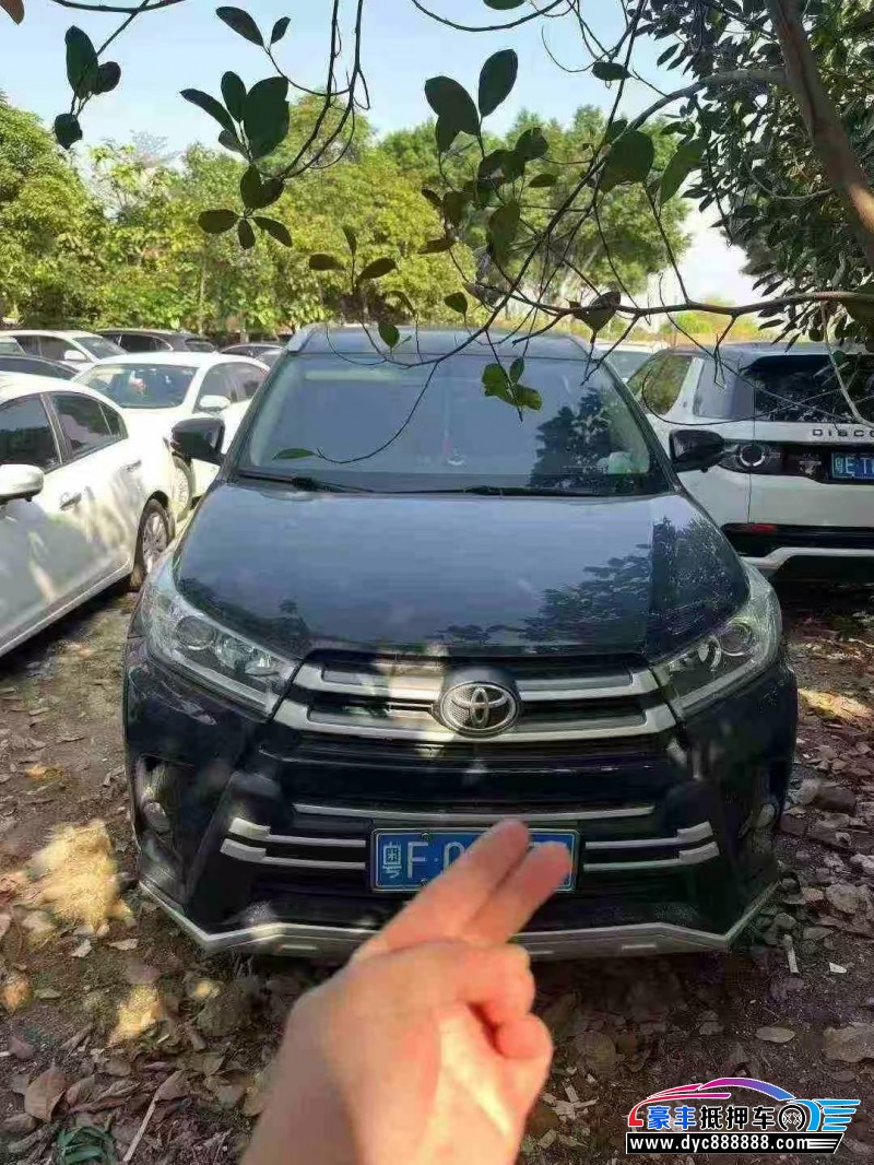 抵押车出售20年丰田汉兰达轿车