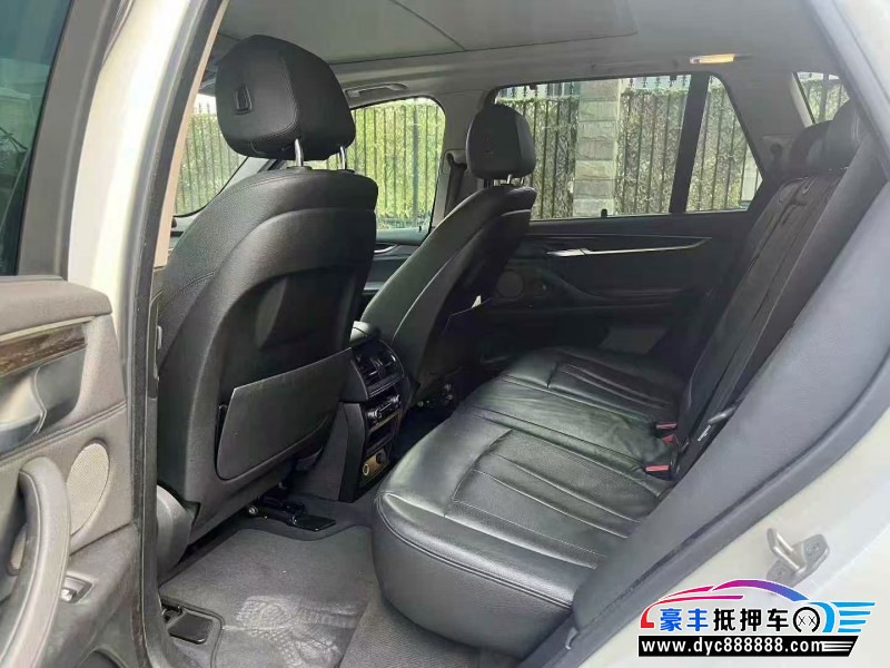 17年宝马X5轿车抵押车出售