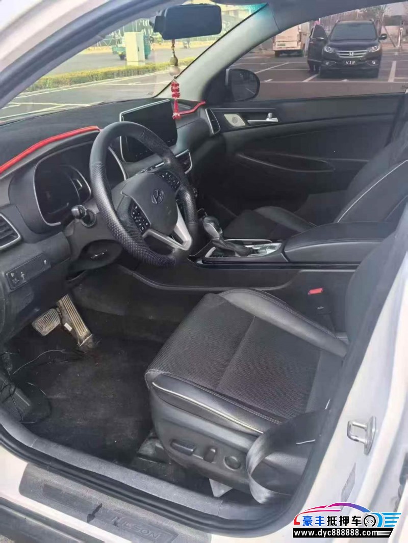 20年现代途胜SUV抵押车出售