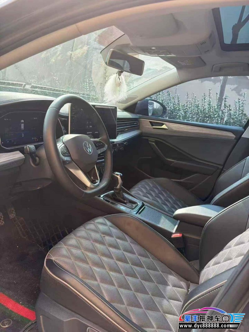 24年大众速腾轿车抵押车出售