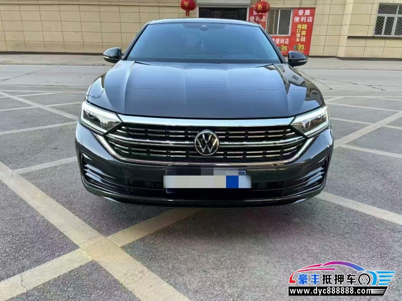 抵押车出售22年大众速腾轿车