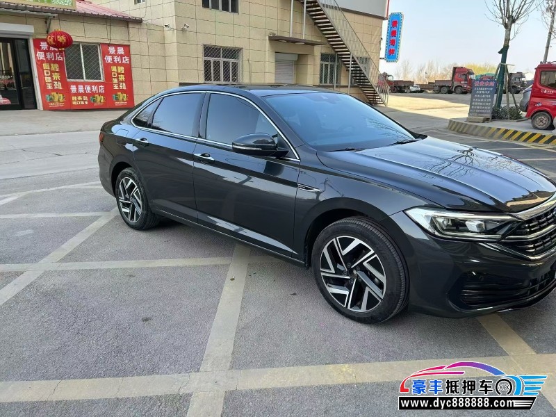 22年大众速腾轿车抵押车出售