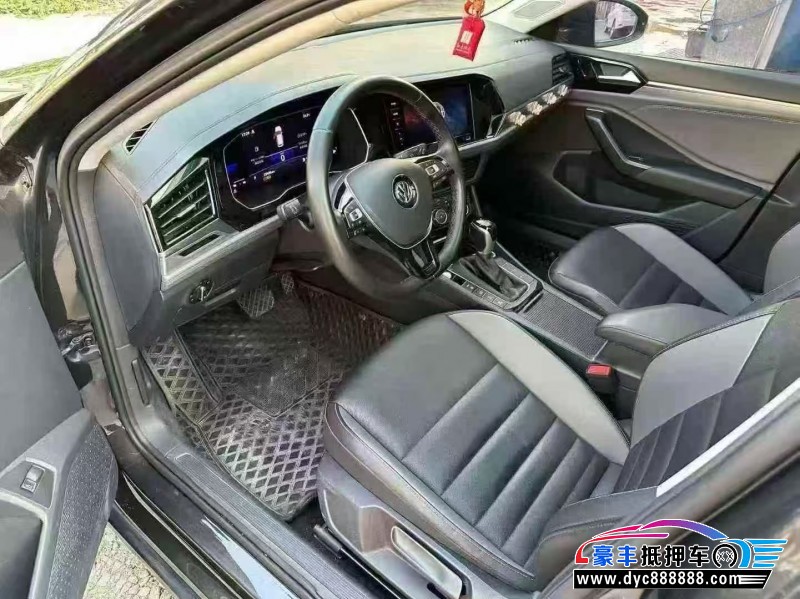 22年大众速腾轿车抵押车出售