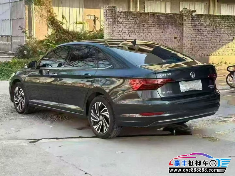 22年大众速腾轿车抵押车出售