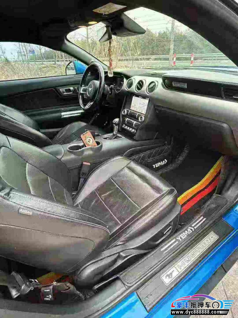 19年福特野马轿车抵押车出售