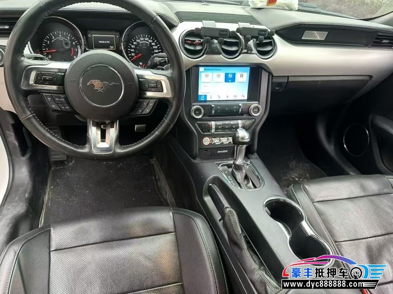 17年福特野马轿车抵押车出售