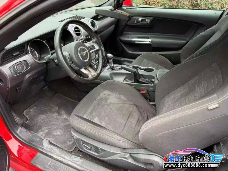 16年福特野马轿车抵押车出售