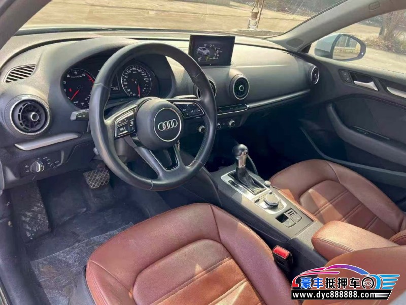 19年奥迪A3轿车抵押车出售