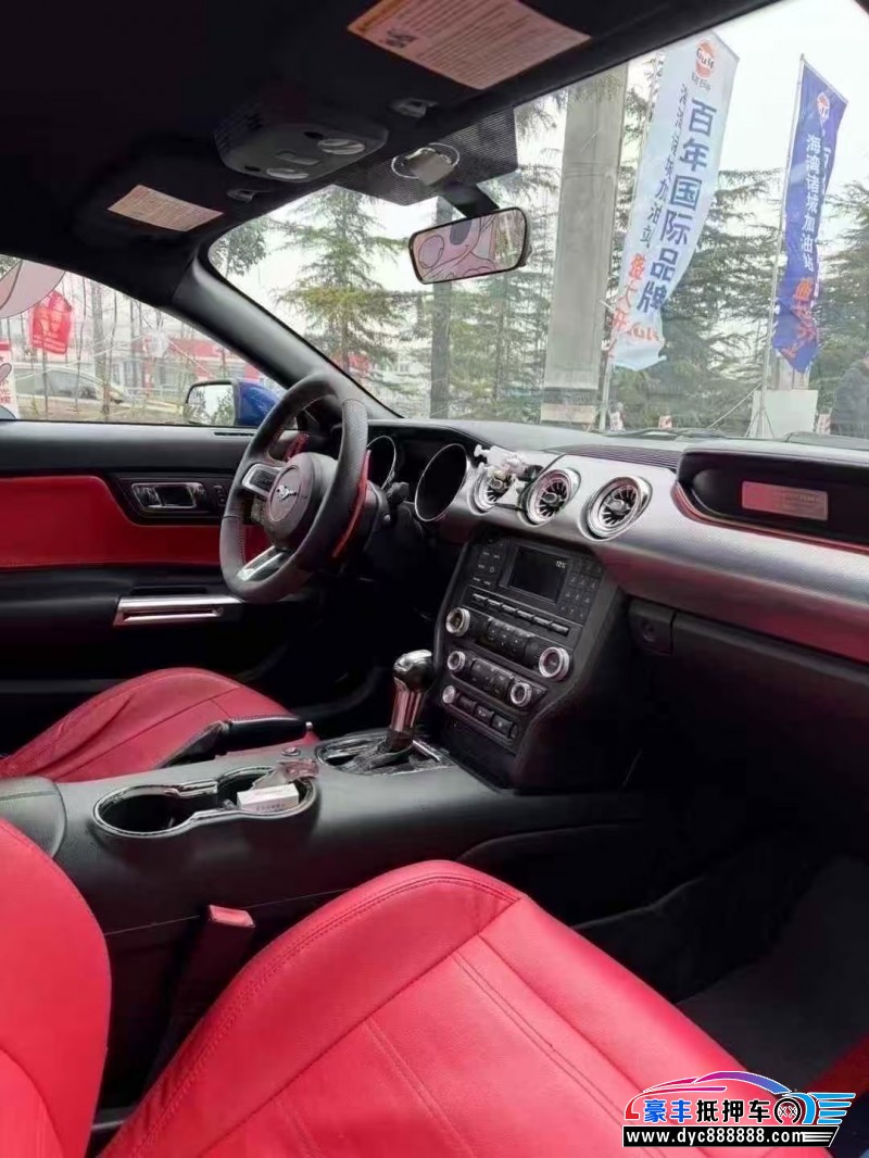 17年福特野马轿车抵押车出售