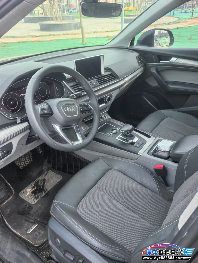 19年奥迪Q5SUV抵押车出售