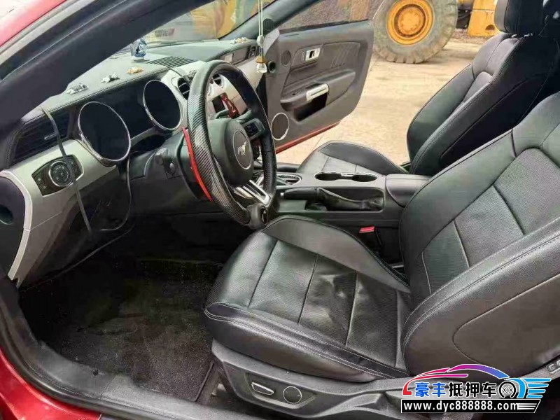 17年福特野马轿车抵押车出售