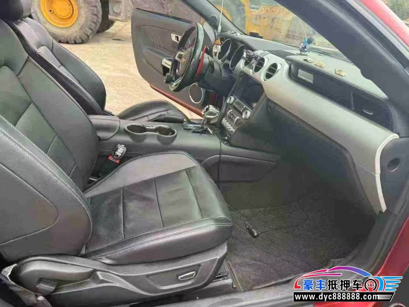 17年福特野马轿车抵押车出售