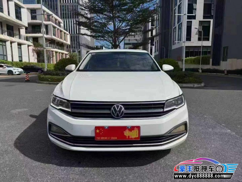 抵押车出售21年大众宝来轿车