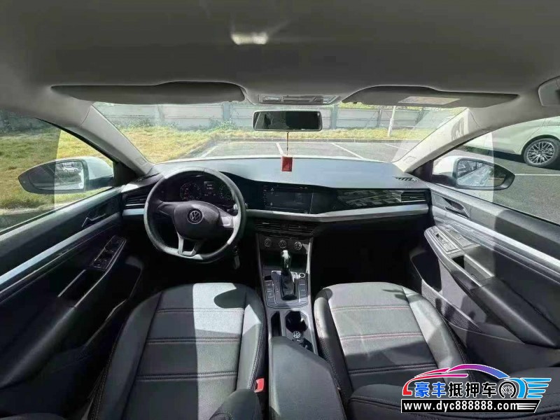 21年大众宝来轿车抵押车出售