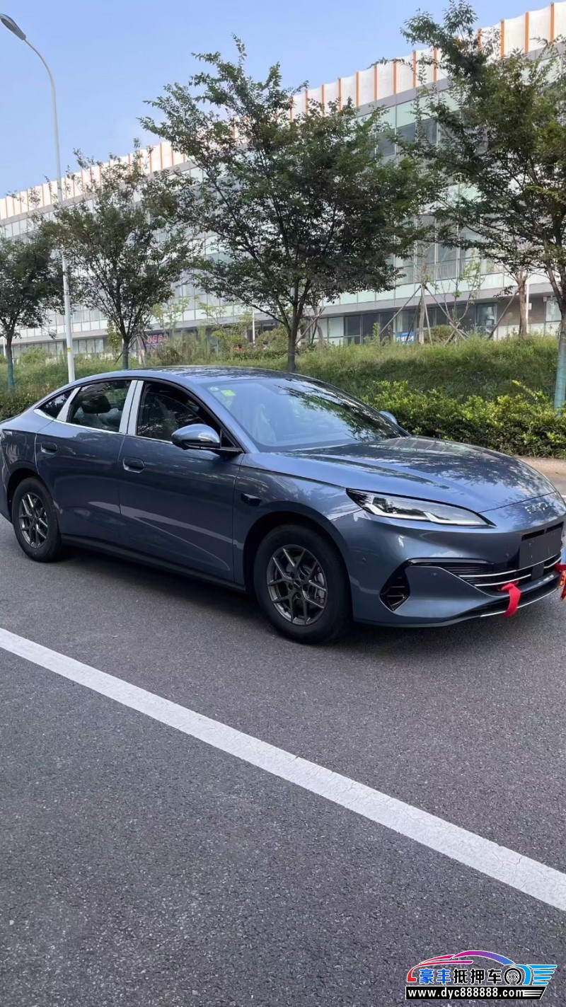 25年比亚迪海豹轿车抵押车出售