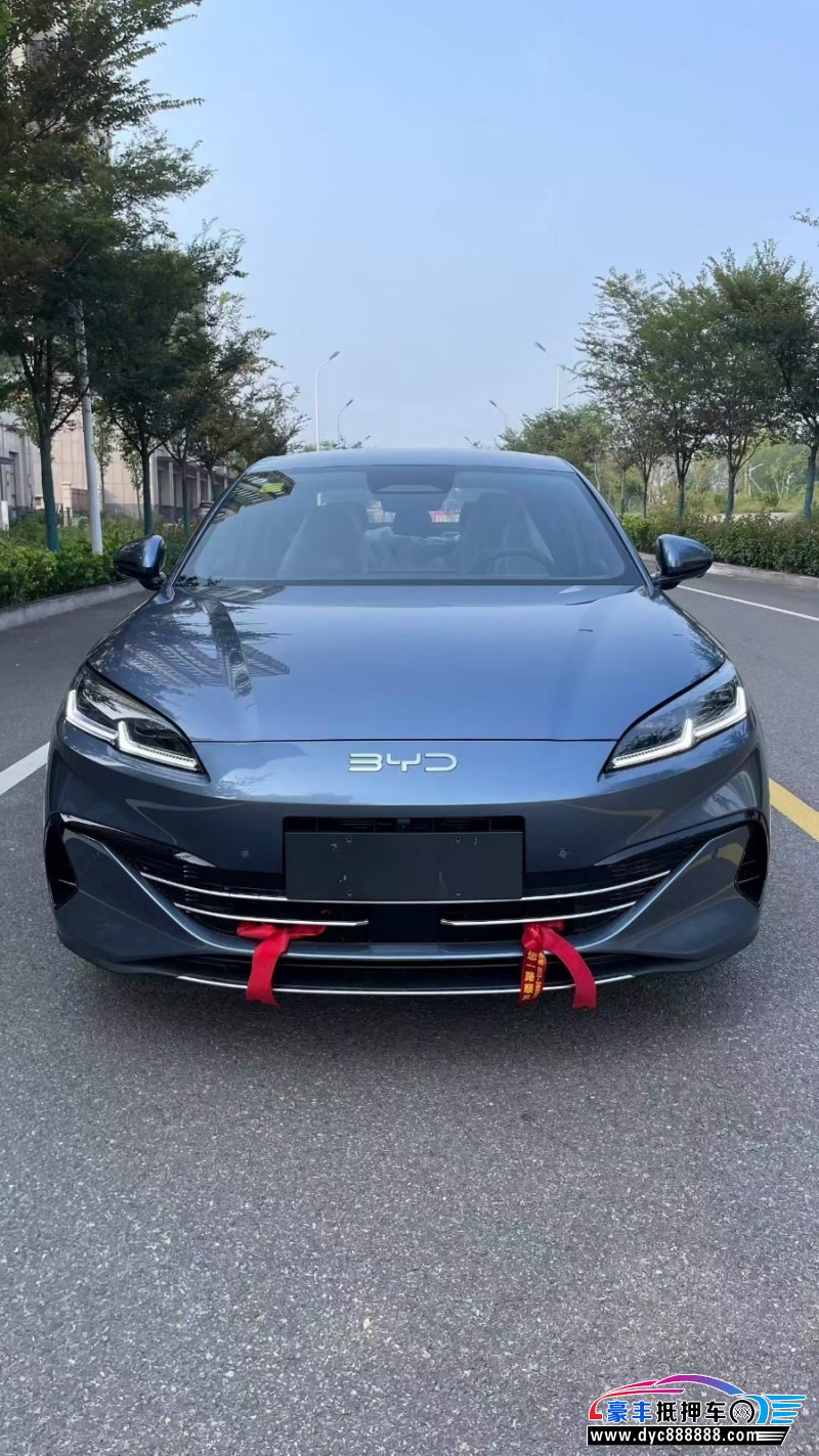 25年比亚迪海豹轿车抵押车出售