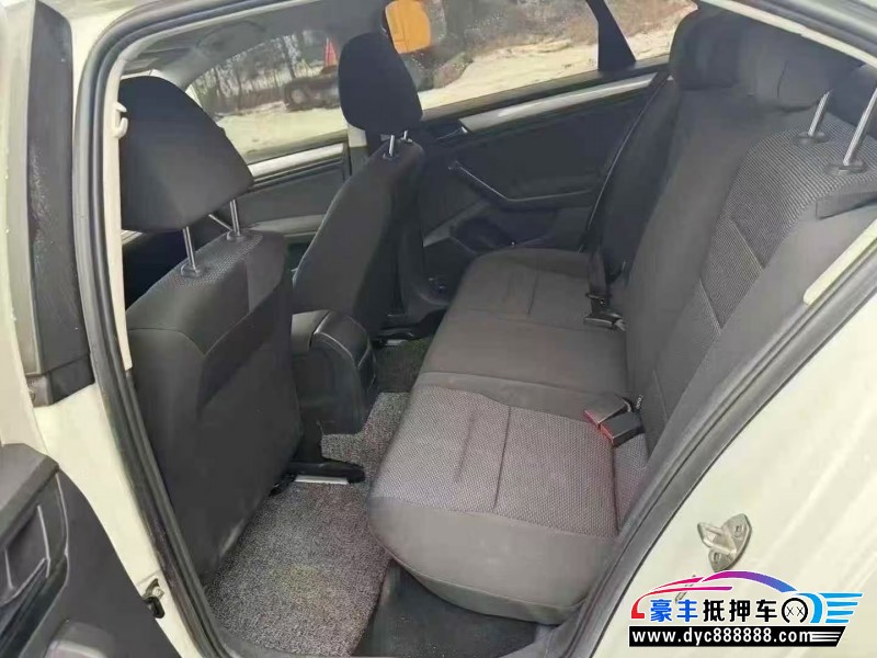 21年大众宝来轿车抵押车出售