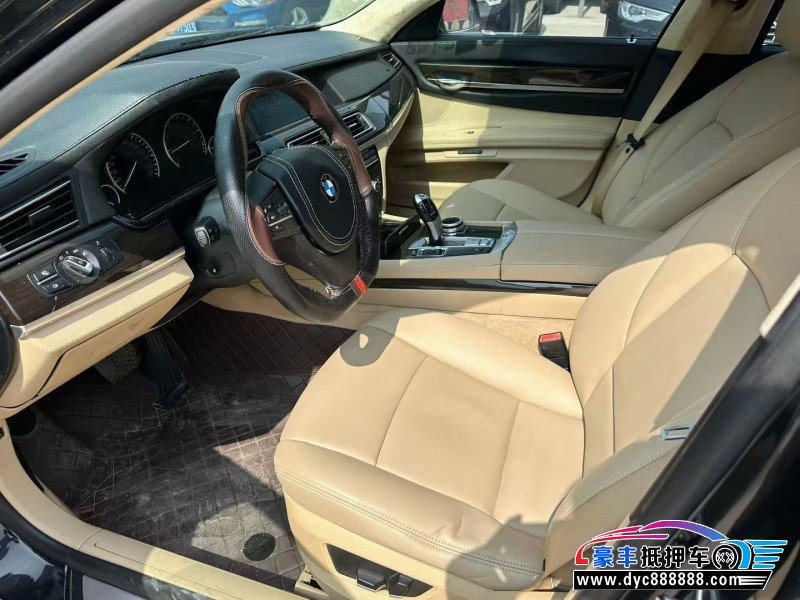 09年宝马7系轿车抵押车出售