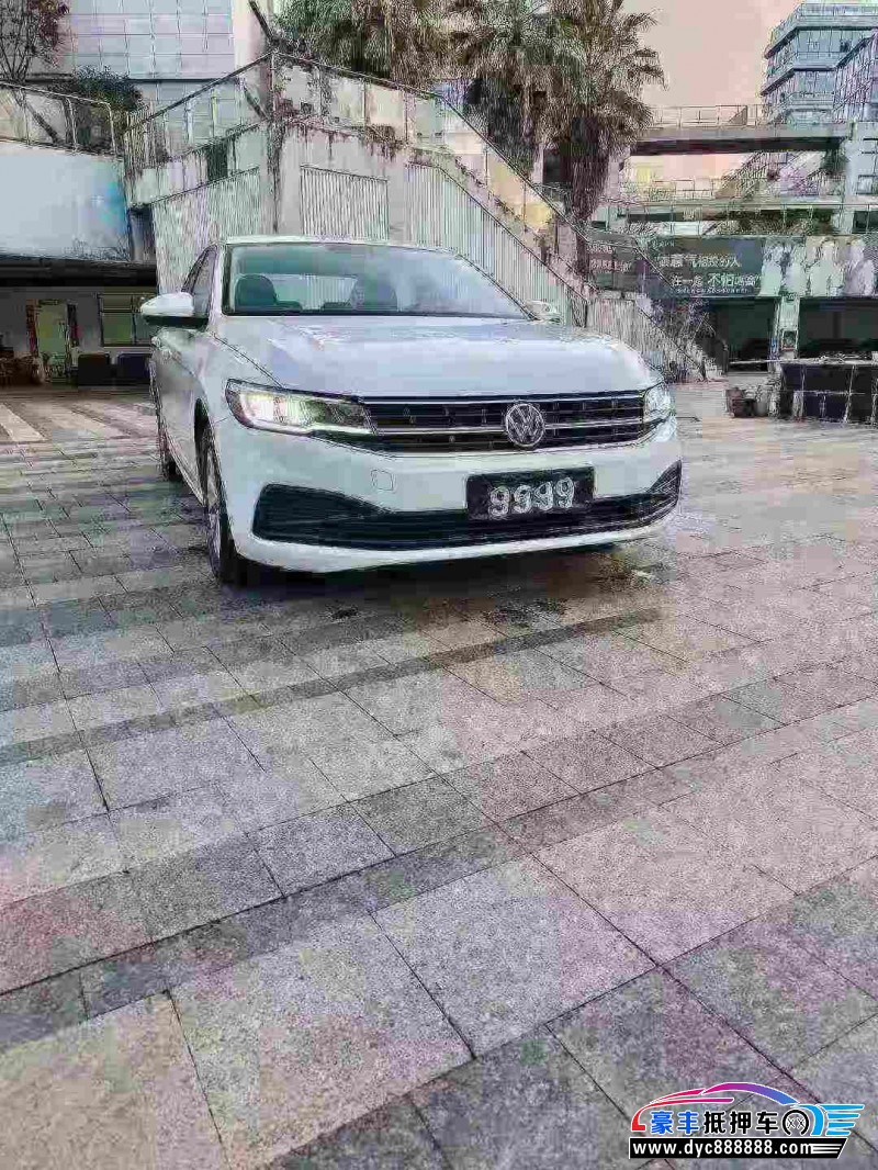 21年大众宝来轿车抵押车出售