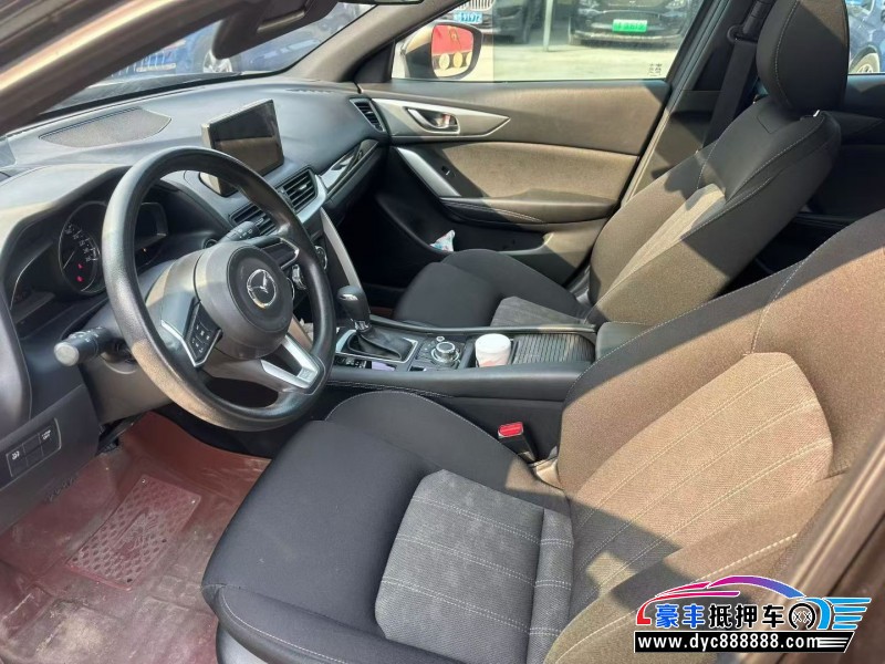 18年马自达CX-4轿车抵押车出售