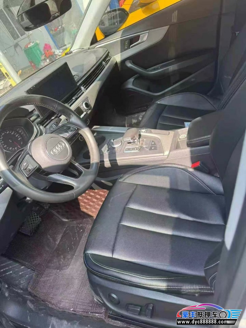 18年奥迪A4L轿车抵押车出售