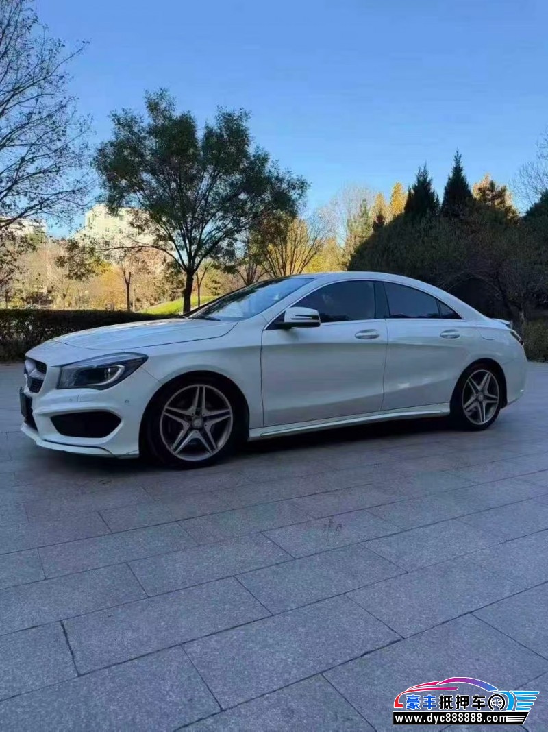 16年奔驰CLA级轿车抵押车出售