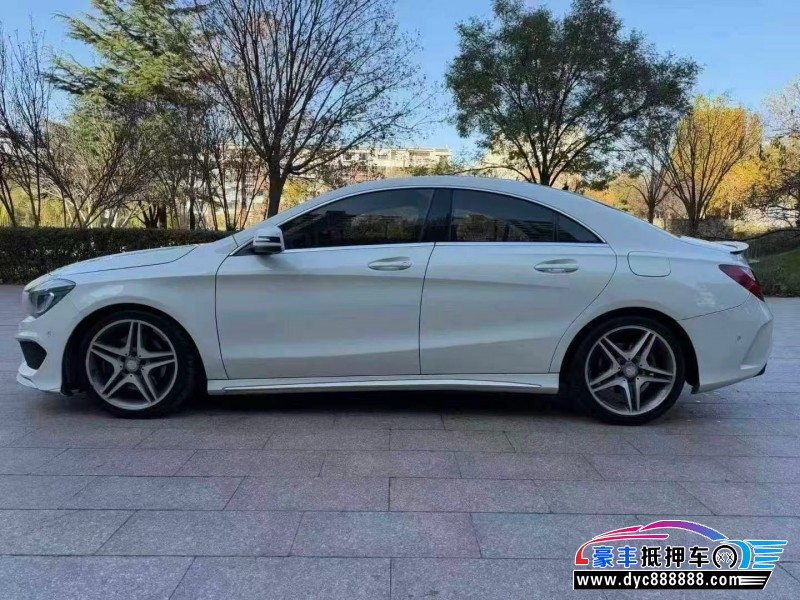 16年奔驰CLA级轿车抵押车出售