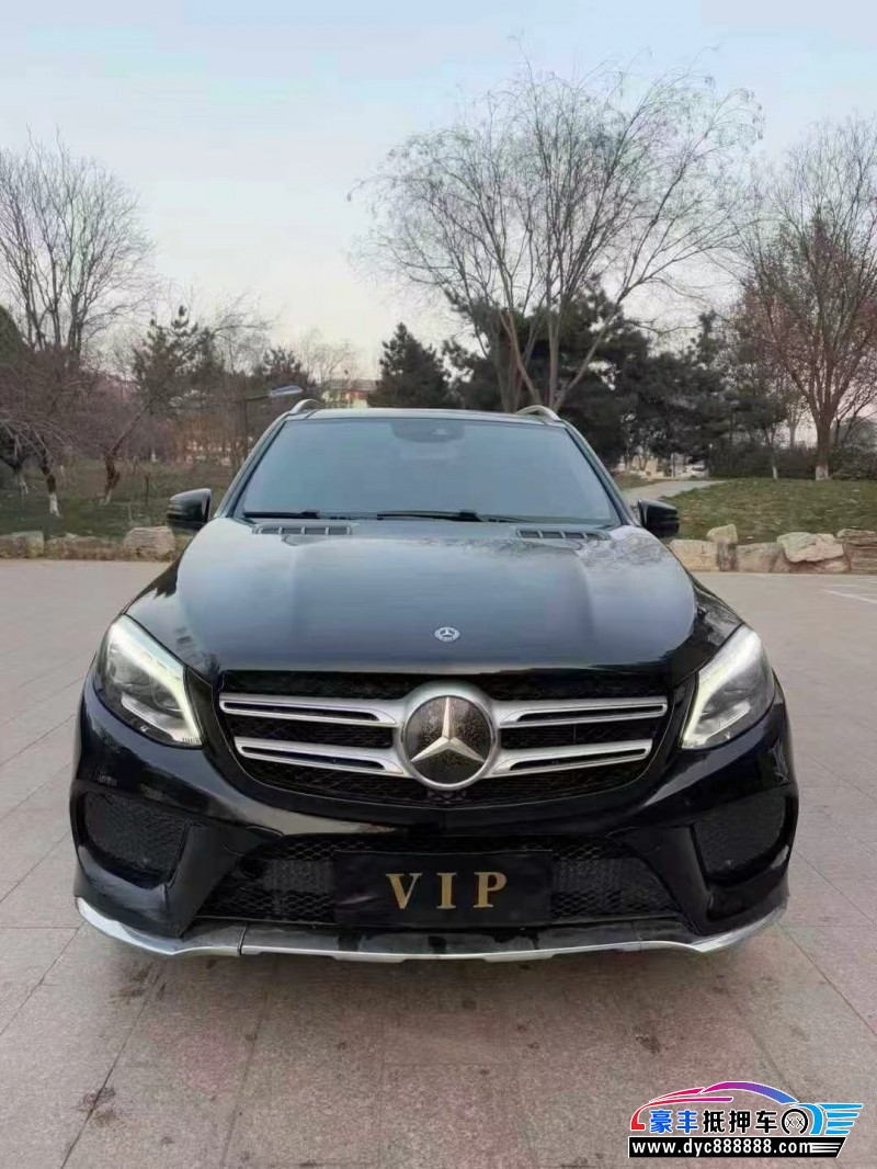 抵押车出售18年奔驰GLE轿车