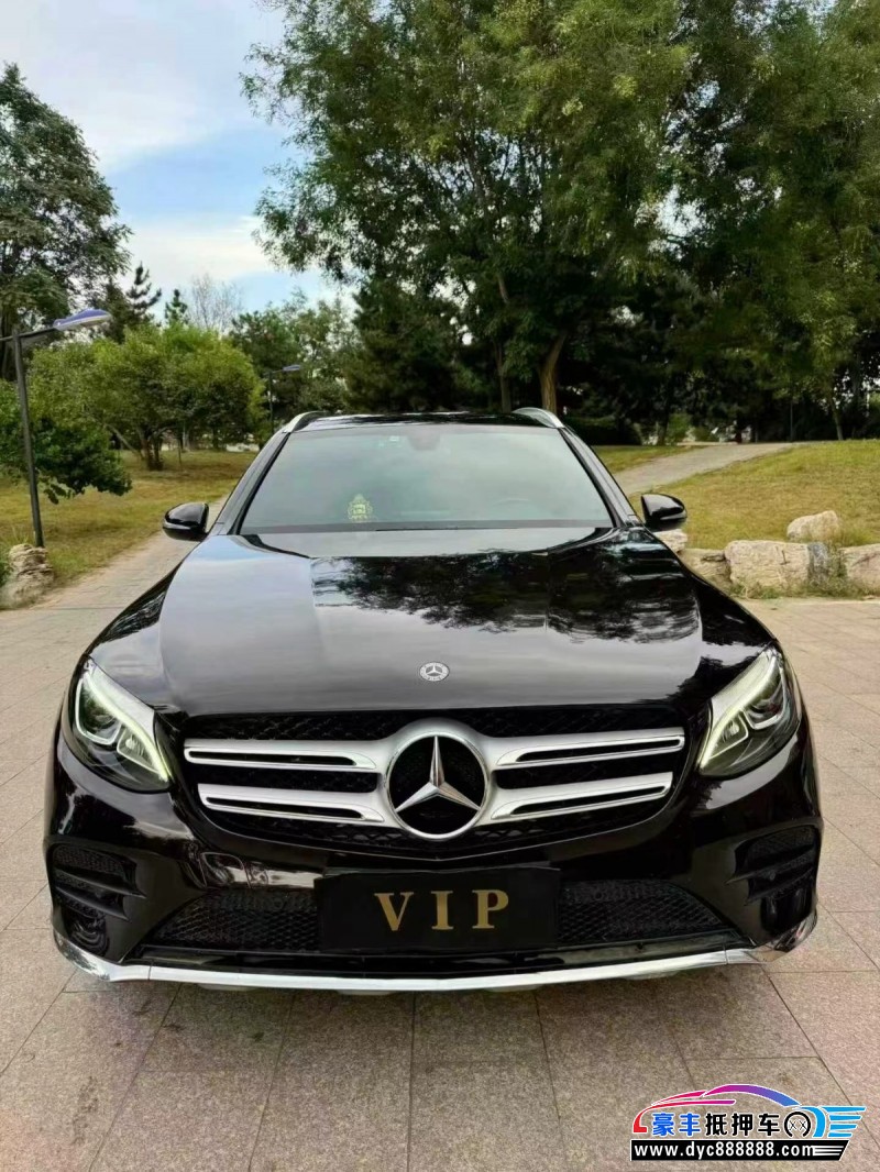 抵押车出售19年奔驰GLCSUV
