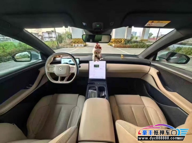 23年蔚来ET5轿车抵押车出售