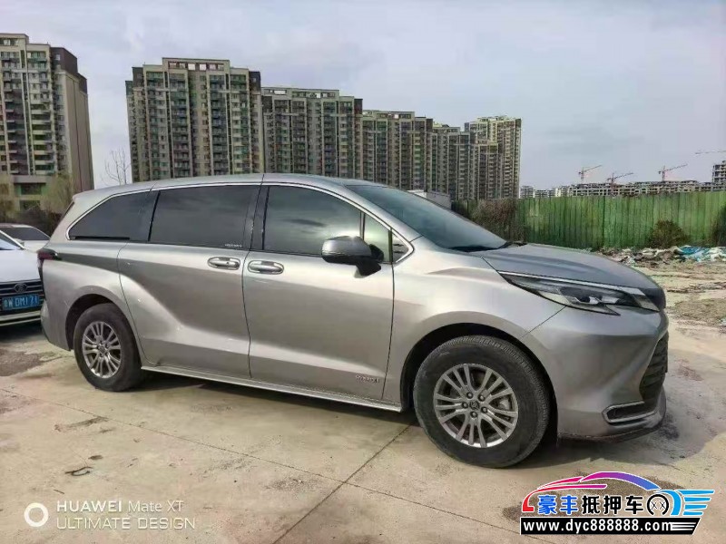 24年丰田塞纳轿车抵押车出售