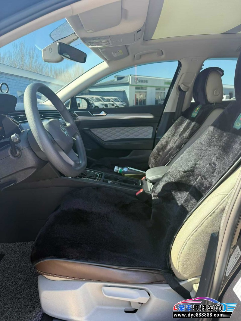 23年大众迈腾轿车抵押车出售