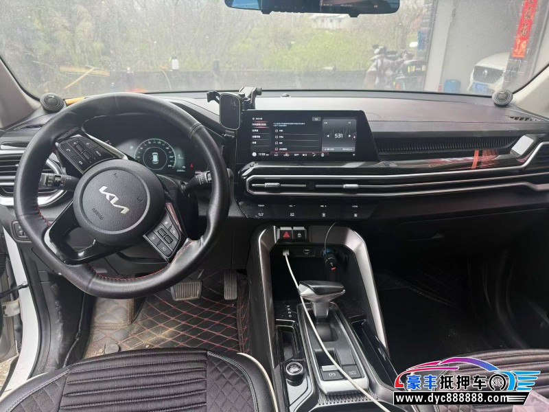 21年起亚智跑轿车抵押车出售