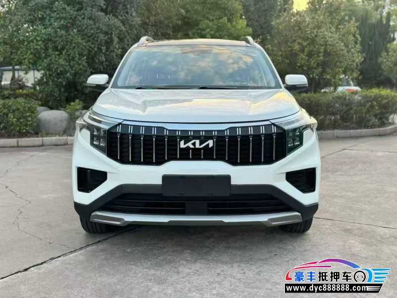 21年起亚智跑轿车抵押车出售