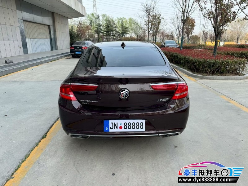 17年别克君越轿车抵押车出售