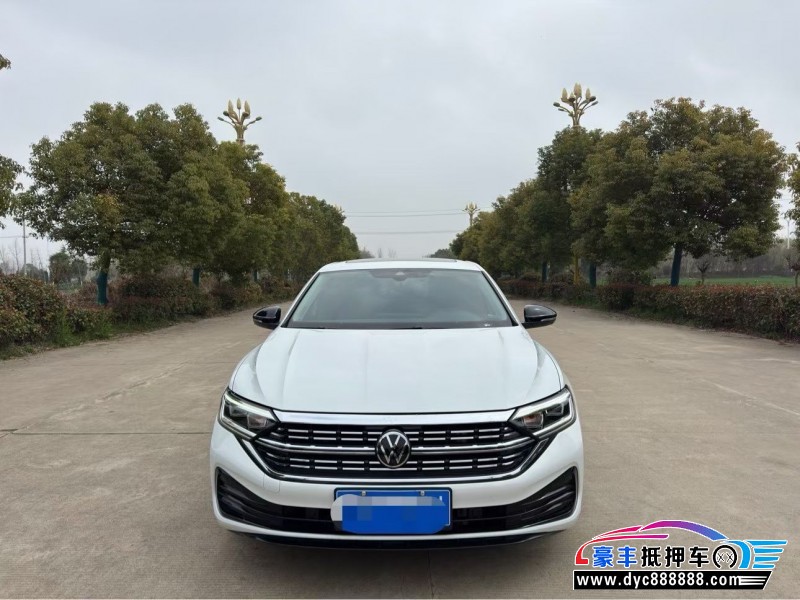 23年大众速腾轿车抵押车出售