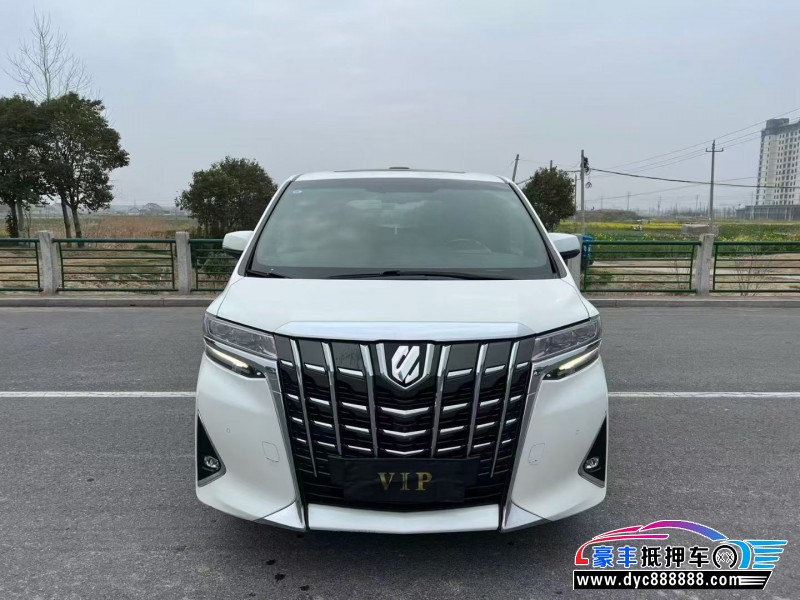 抵押车出售18年丰田埃尔法轿车