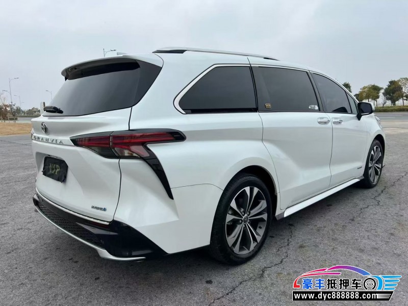 24年丰田格瑞维亚轿车抵押车出售