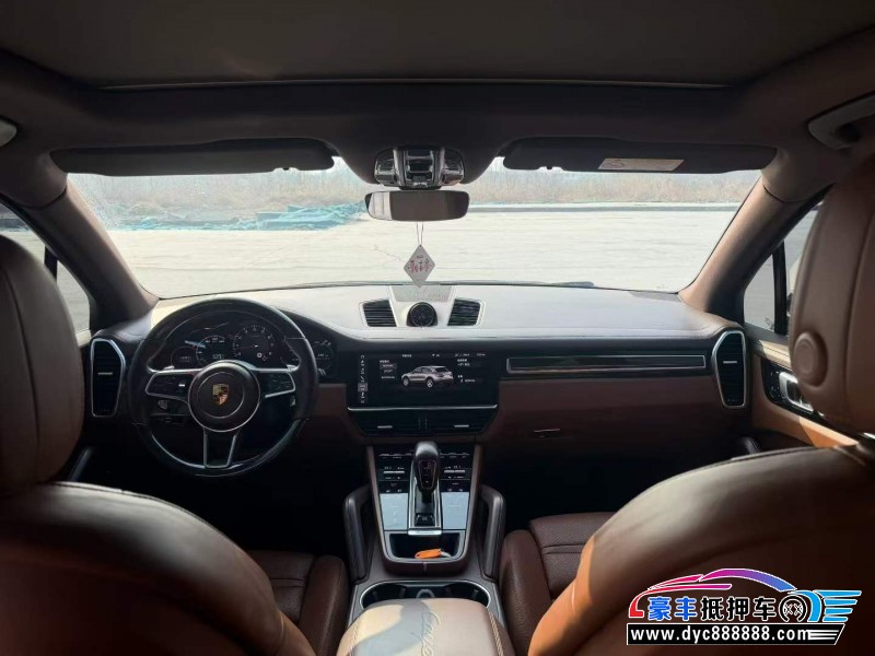 21年保时捷卡宴轿车抵押车出售