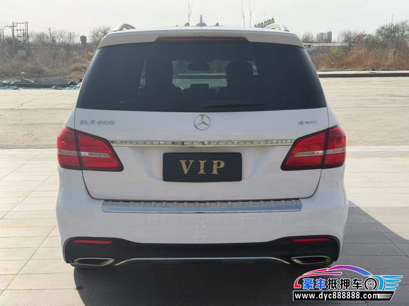 18年奔驰GLS轿车抵押车出售