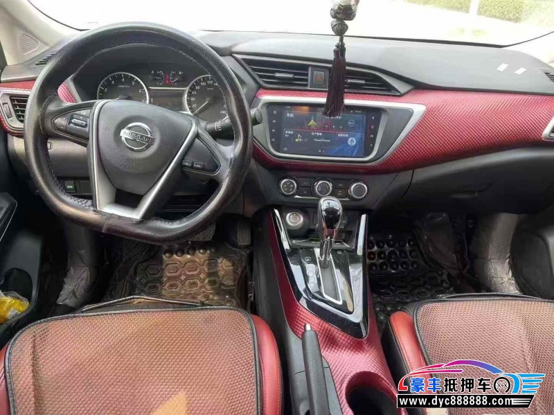 19年日产蓝鸟轿车抵押车出售