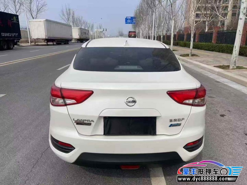 19年日产蓝鸟轿车抵押车出售