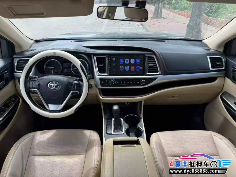 18年丰田汉兰达轿车抵押车出售