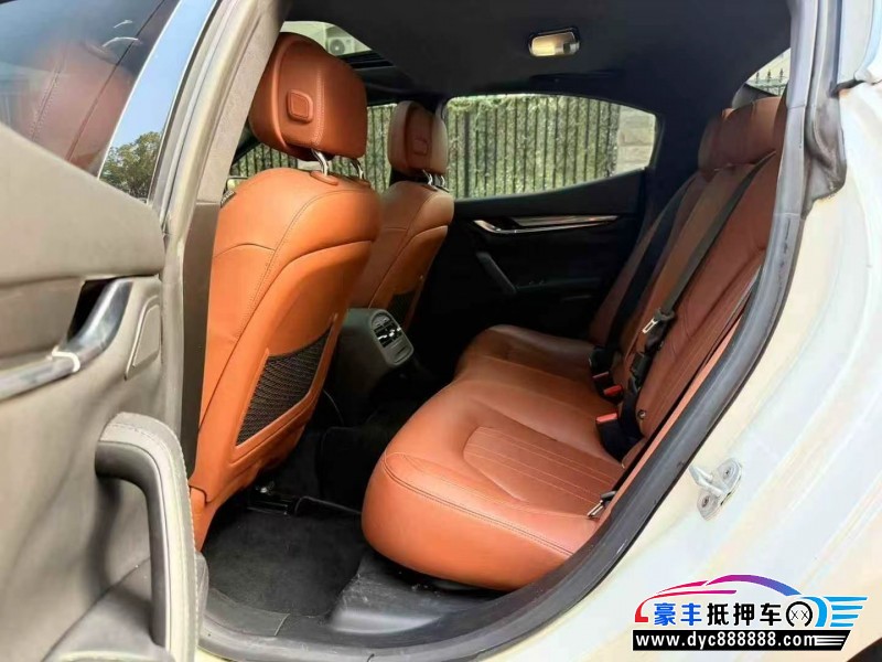 19年玛莎拉蒂Ghibli轿车抵押车出售