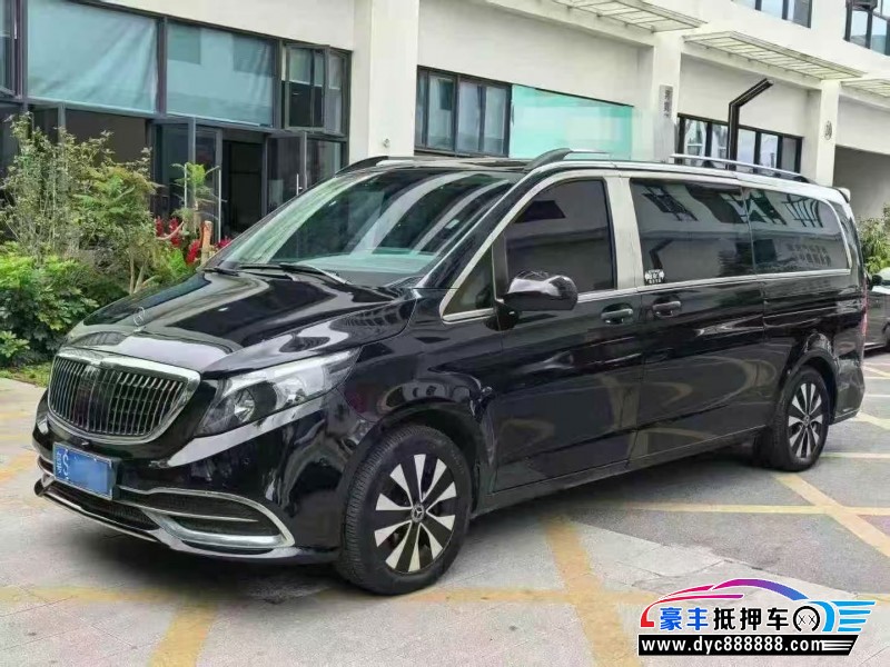 22年奔驰威霆轿车抵押车出售