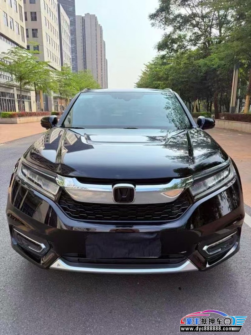 抵押车出售17年本田冠道轿车