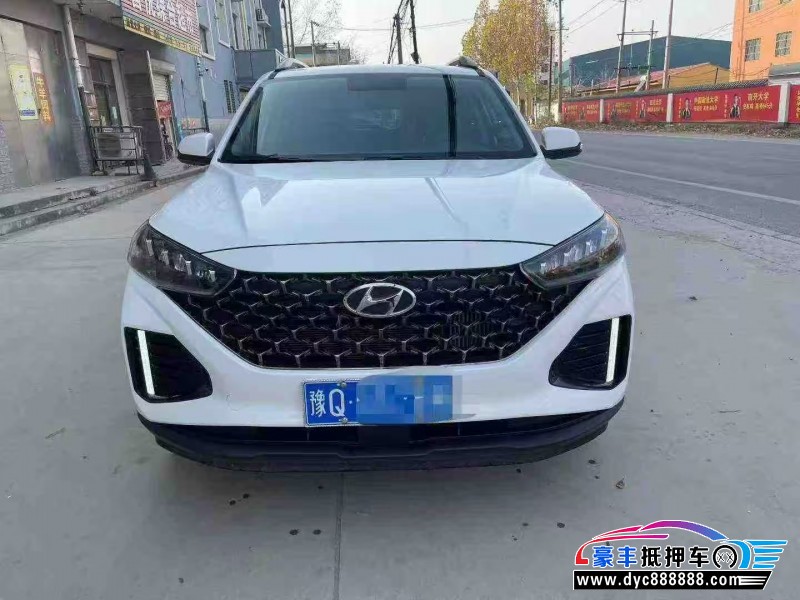 抵押车出售23年现代ix35轿车